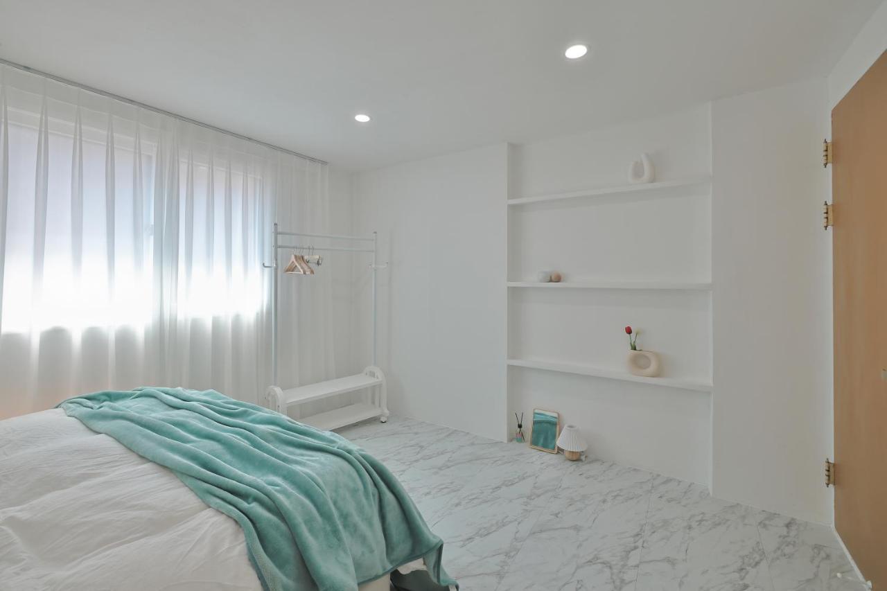 Nhà khách 3room+2bath Hongdae 165sqm Seoul